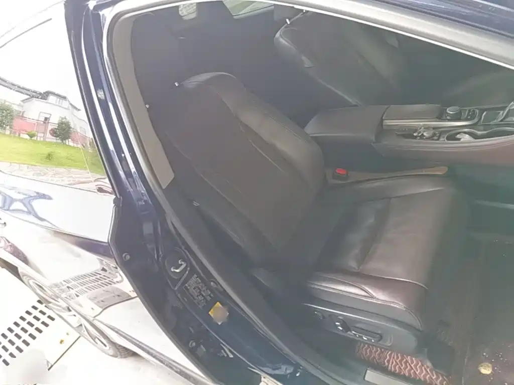 Lexus RX — миниатюра 25