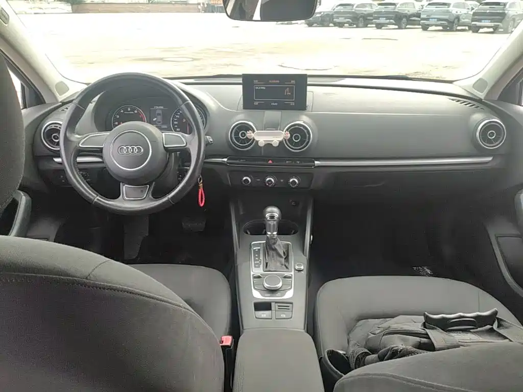 Audi A3 — миниатюра 10