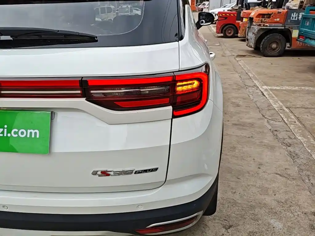 Changan CS35PLUS — миниатюра 8