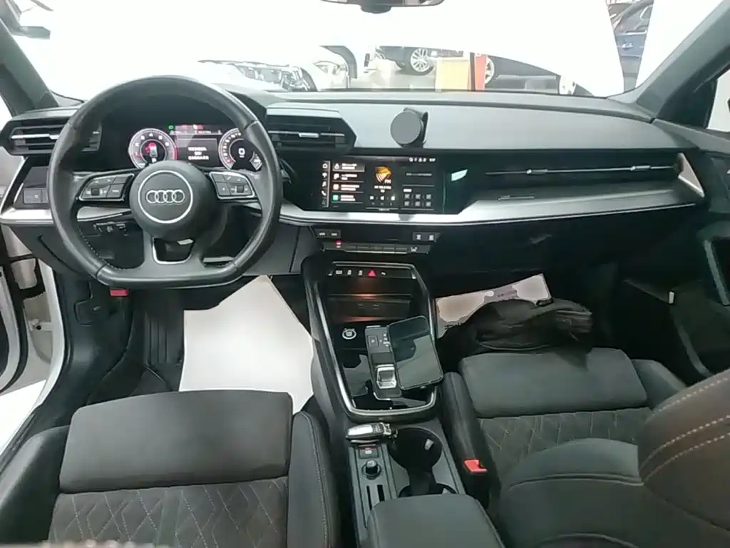 Audi A3 — миниатюра 10