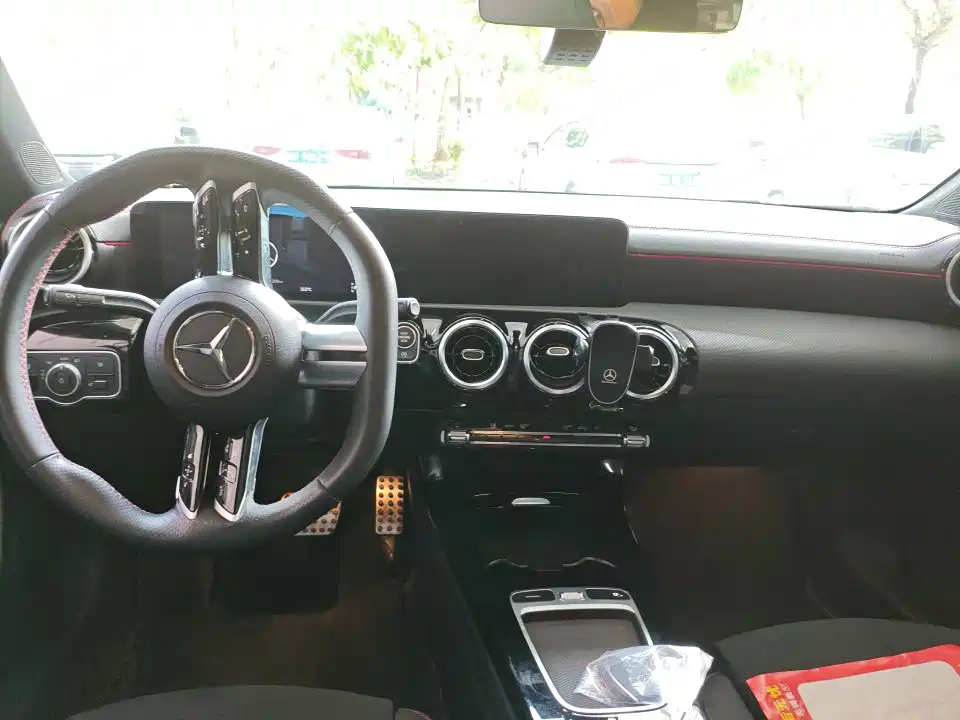 Mercedes-Benz CLA (Import) — миниатюра 6