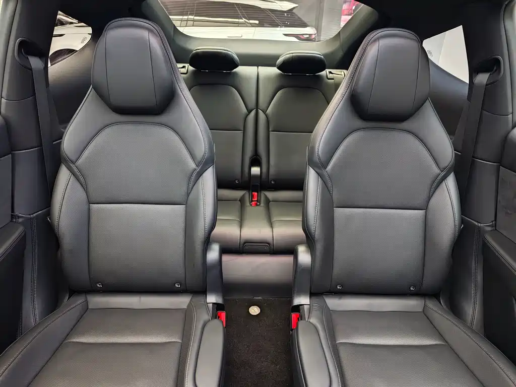 Tesla Model Y L — миниатюра 14