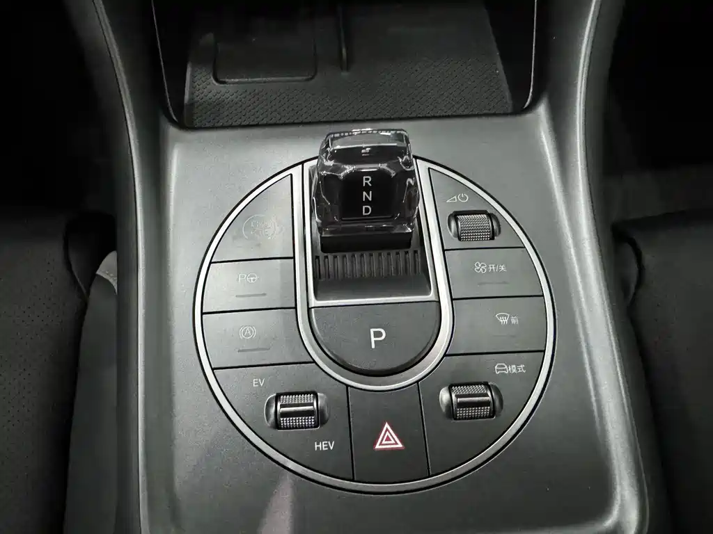 BYD SEA LION 05 DM I