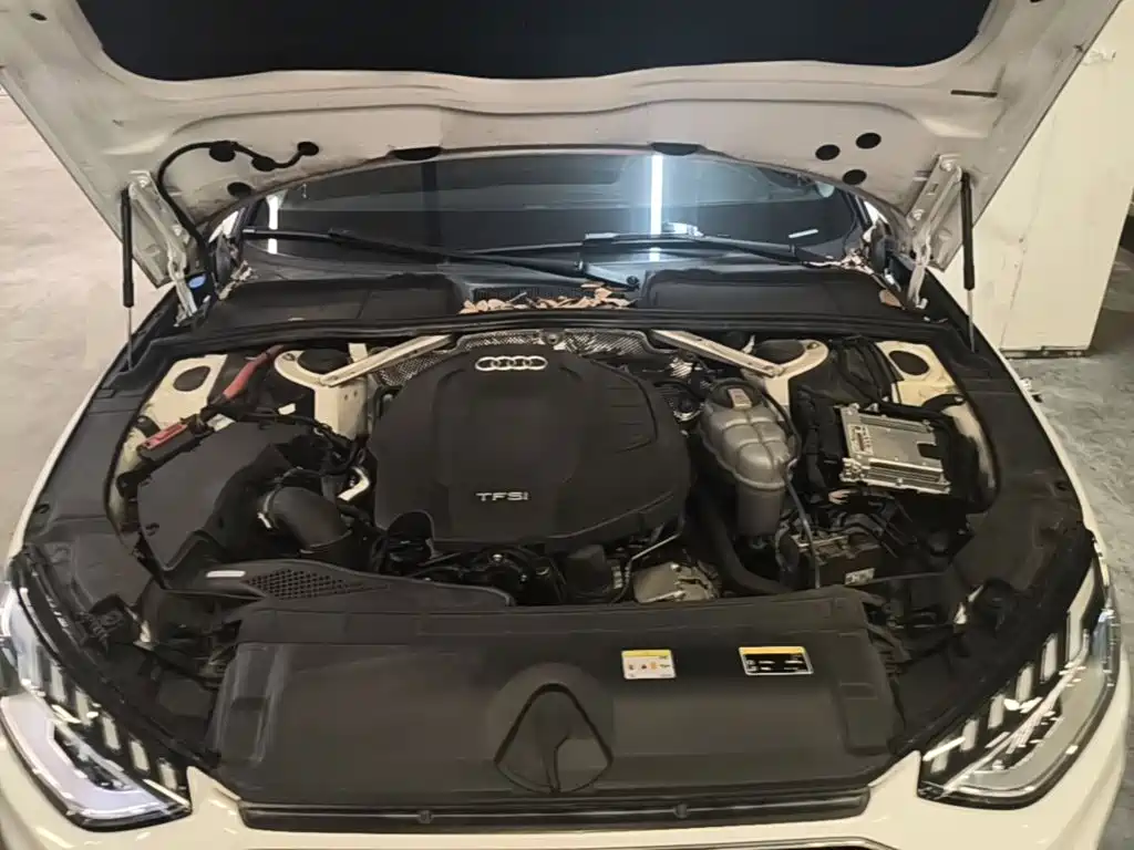 Audi A4L — миниатюра 20
