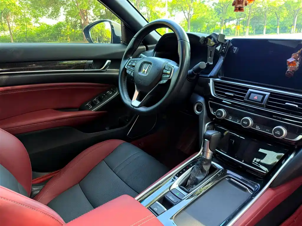 Honda Inspire 2022 260TURBO