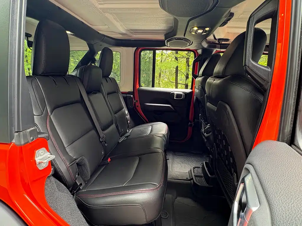 Jeep Wrangler — миниатюра 13
