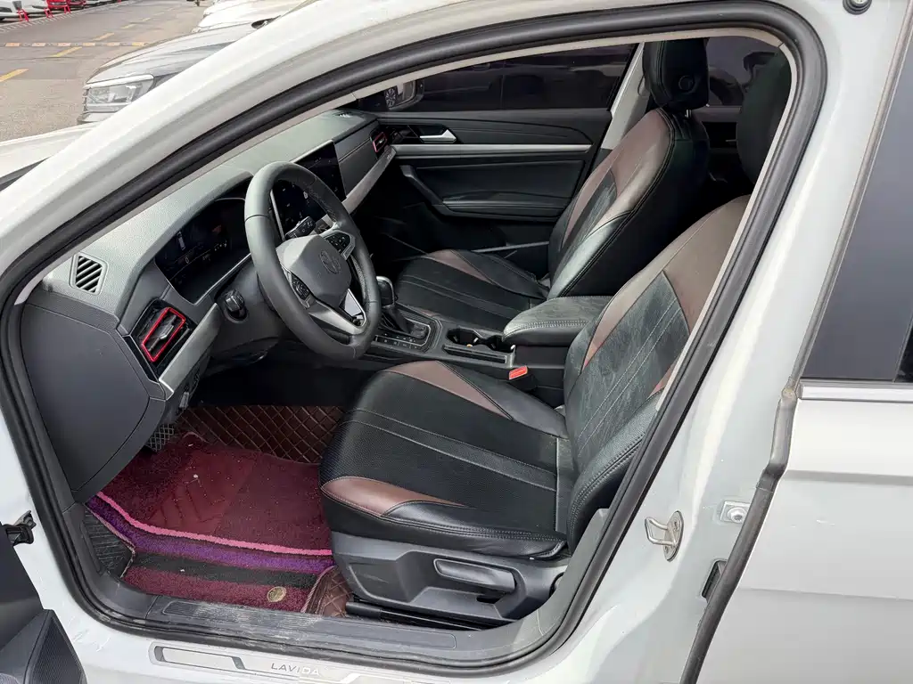 Volkswagen Lavida — миниатюра 4