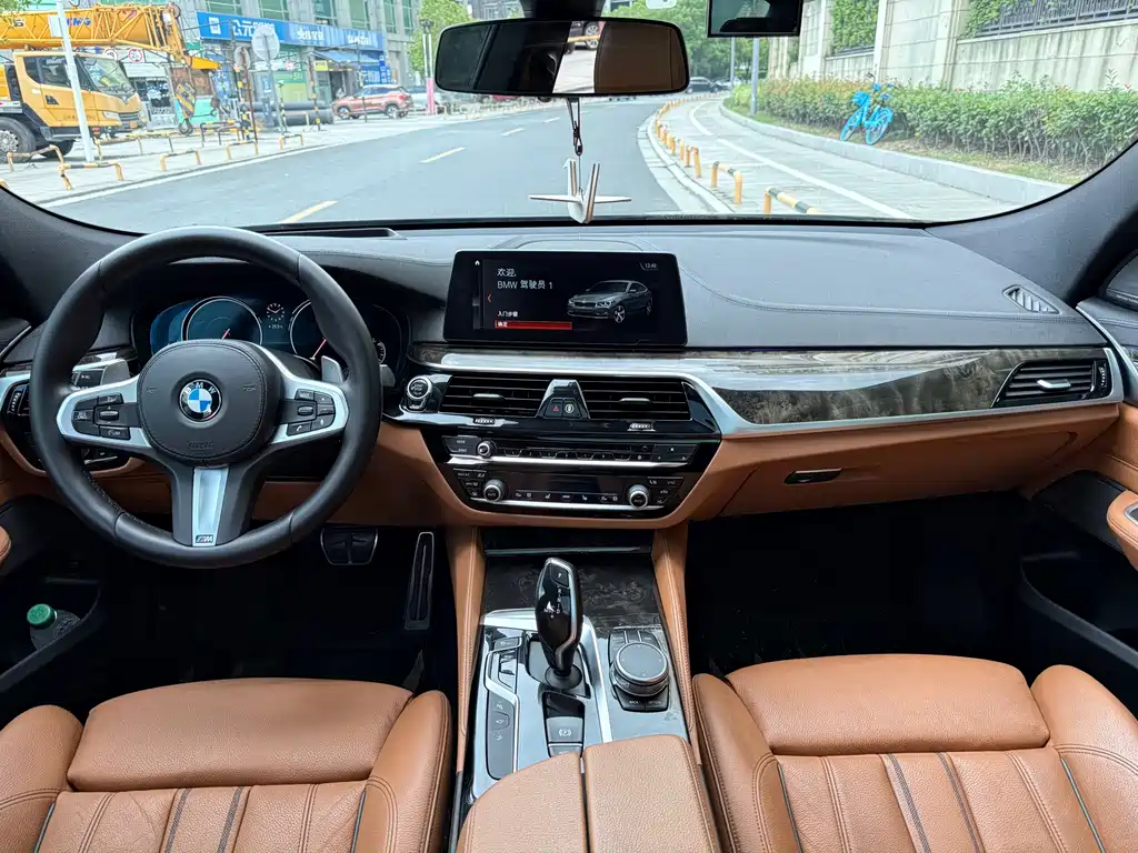 BMW 6 Series GT — миниатюра 11