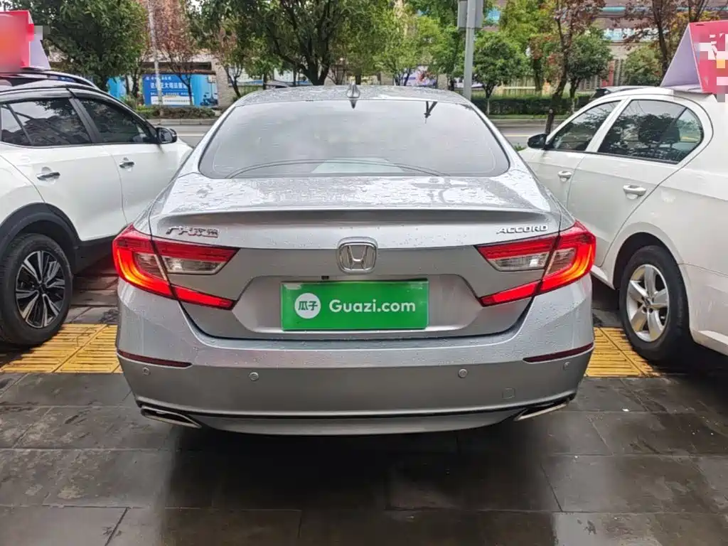 Honda Accord — миниатюра 6
