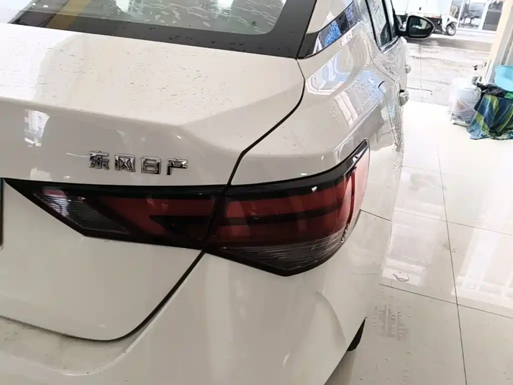 Nissan Sylphy — миниатюра 8