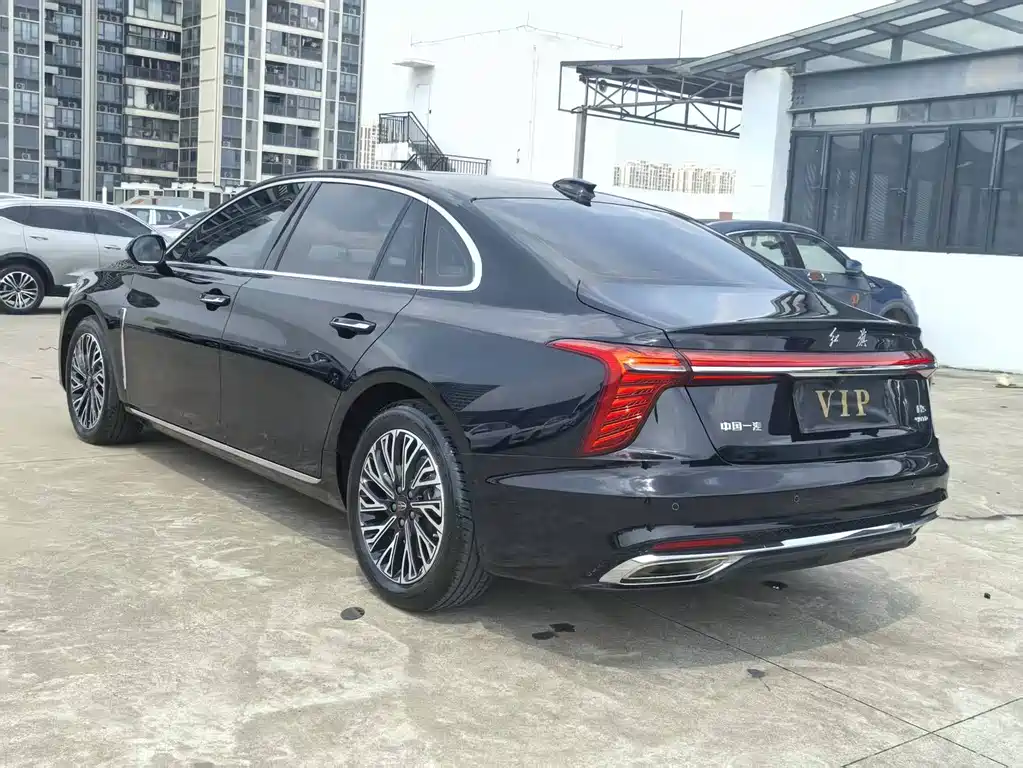 Hongqi Hongqi H5 — миниатюра 15