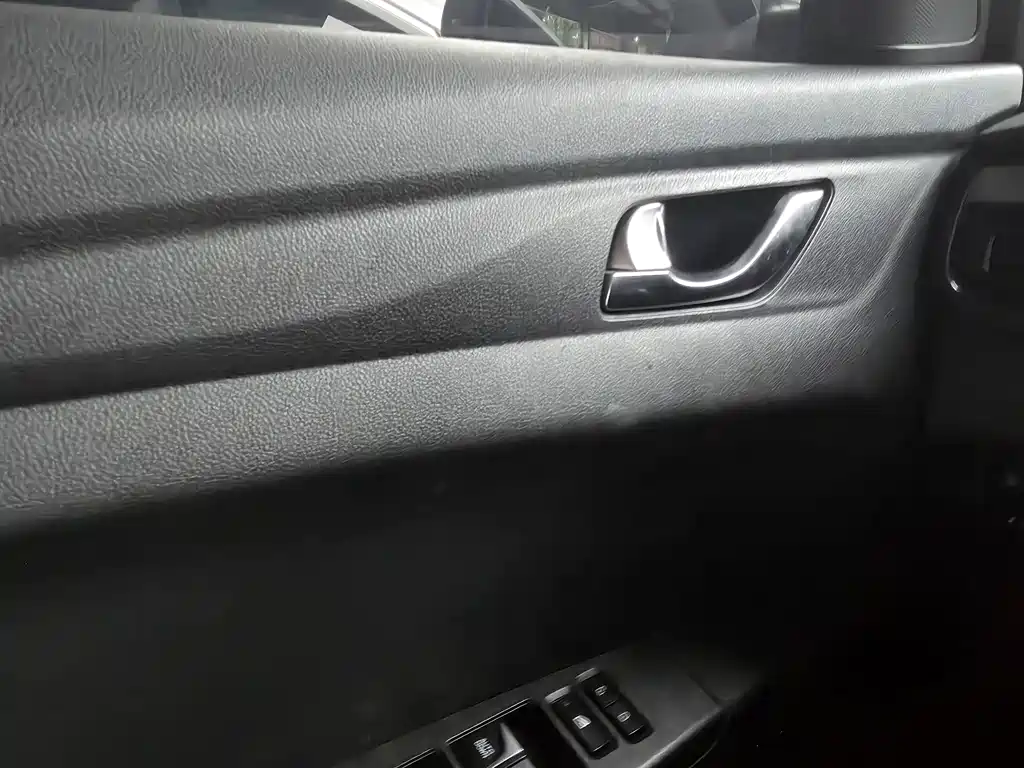 Changan Eado New Energy — миниатюра 5