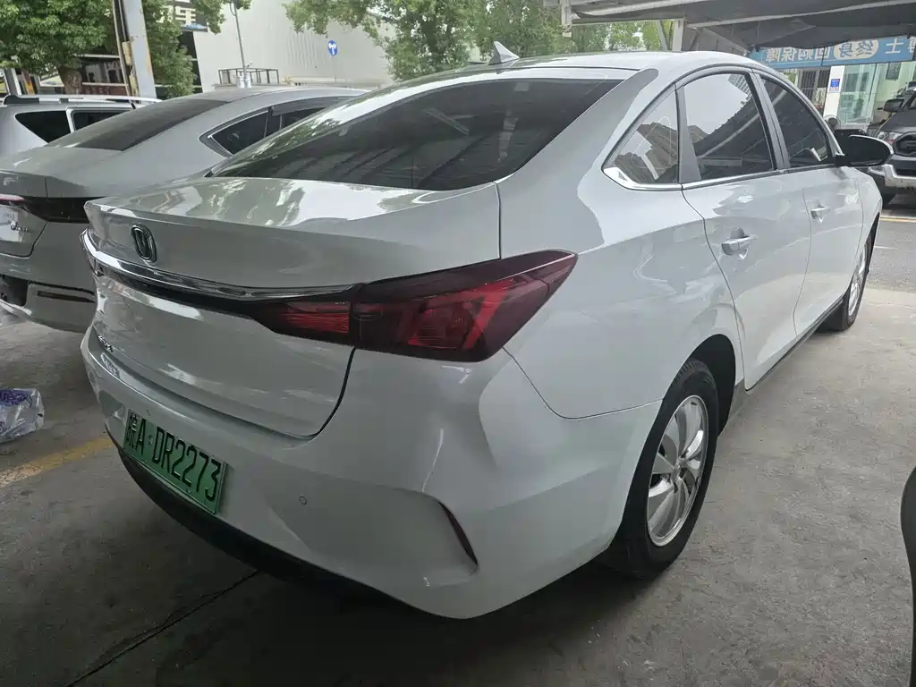 Changan Eado New Energy — миниатюра 15