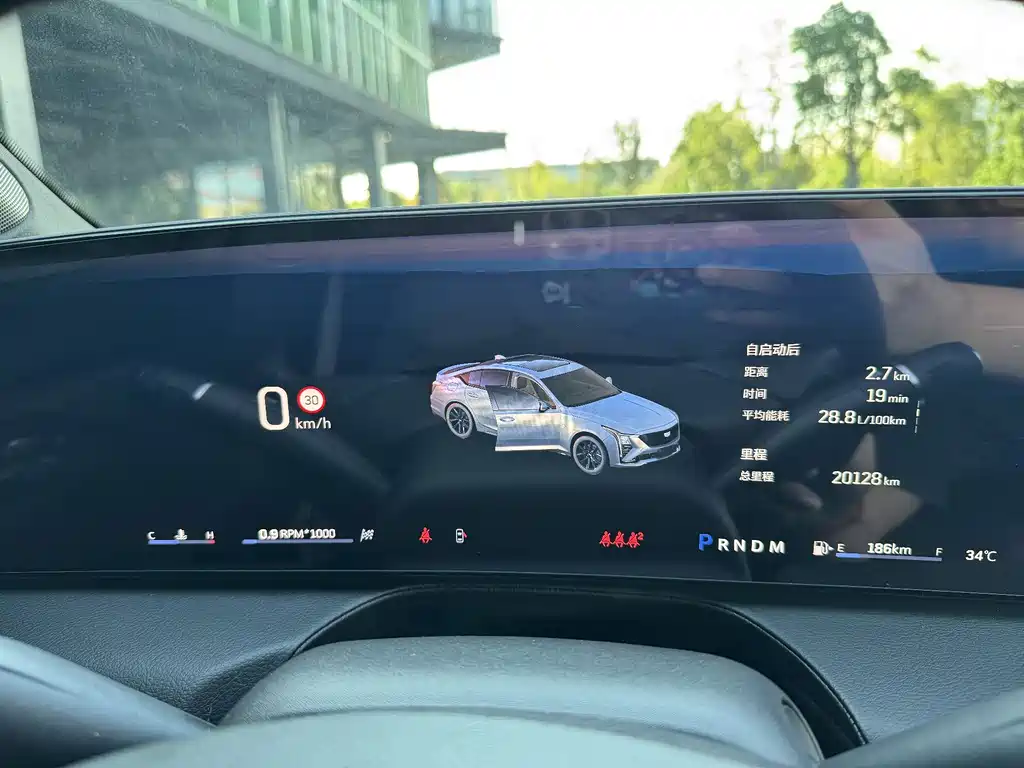 Cadillac CT5 — миниатюра 9