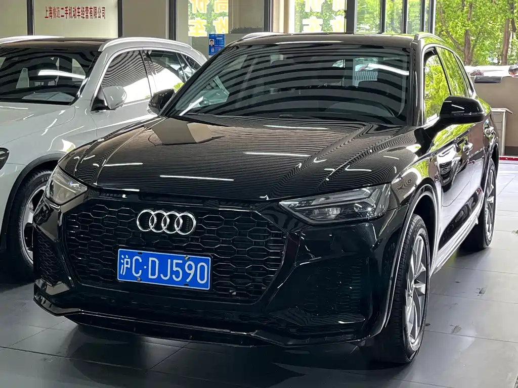 Купить Audi Q5L