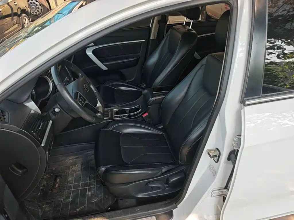 Geely Emgrand — миниатюра 15