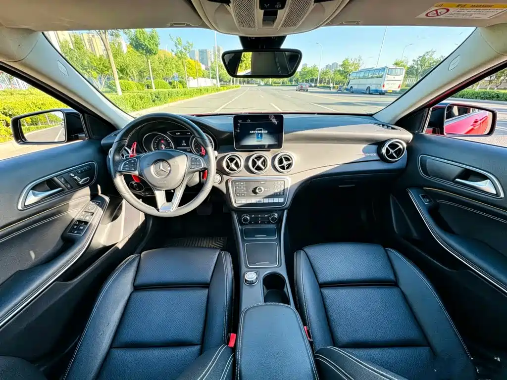 Mercedes-Benz GLA — миниатюра 4