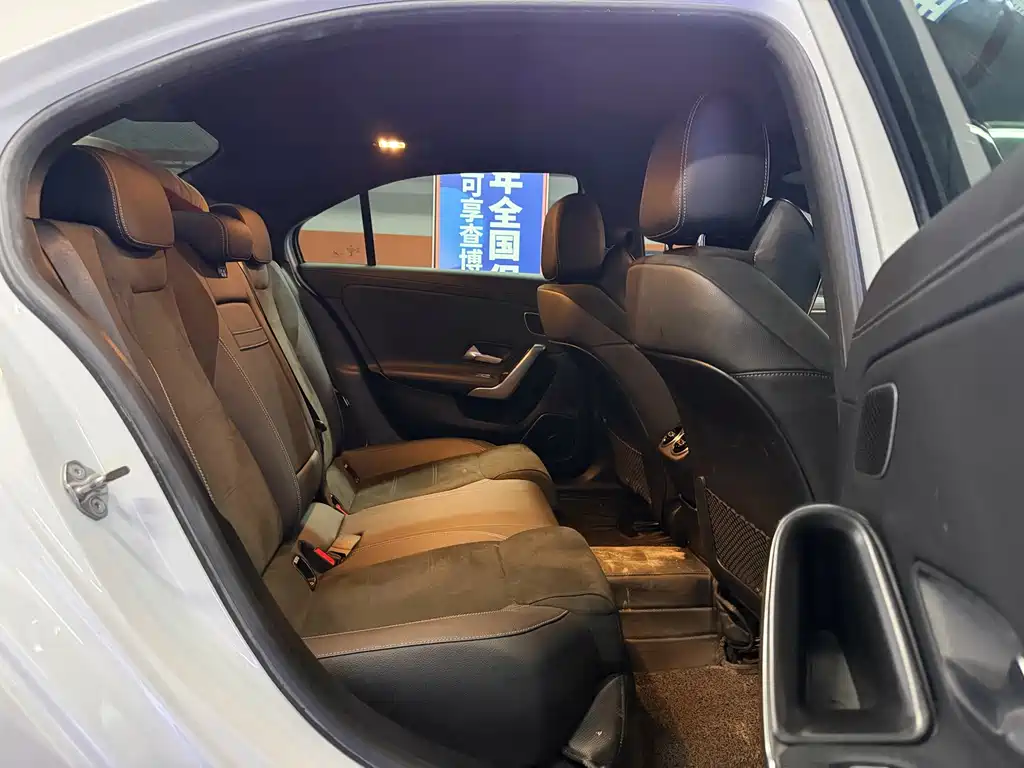 Mercedes-Benz A-Class — миниатюра 7