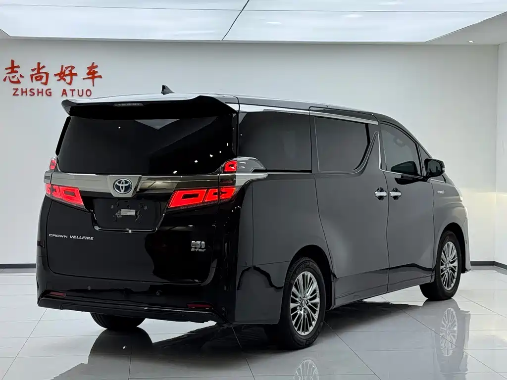 Toyota Vellfire — миниатюра 16