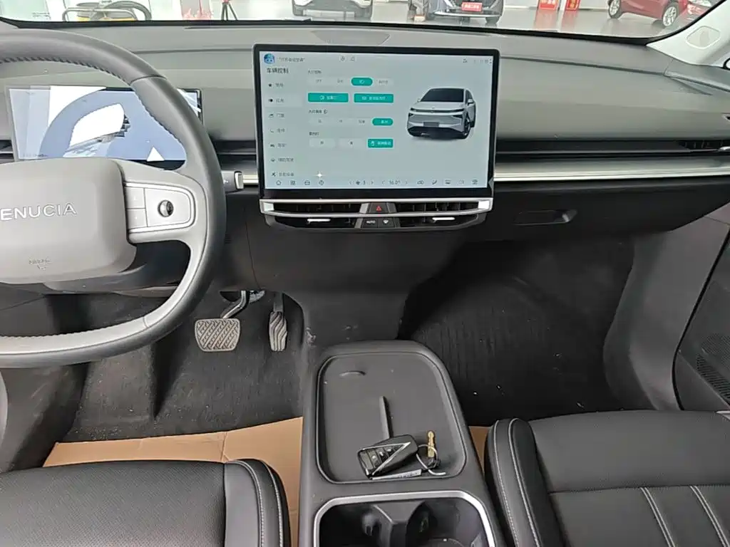 Venucia VX6 — миниатюра 13