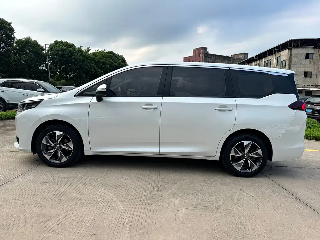 GAC Motor Trumpchi M6 — миниатюра 8