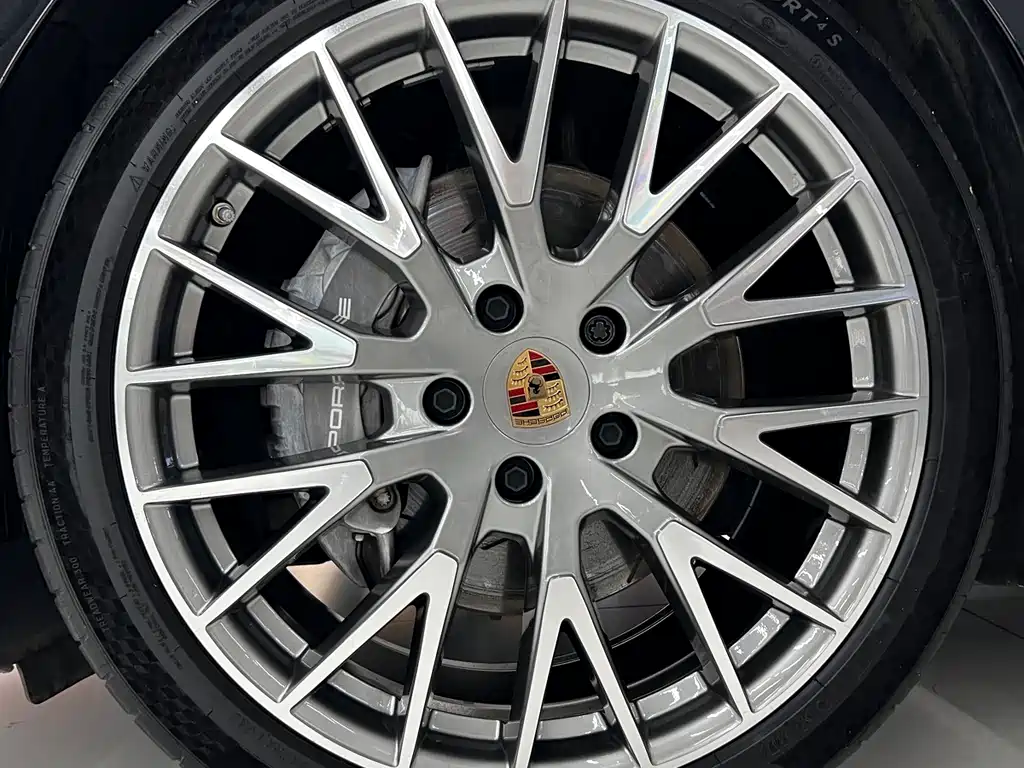 Porsche Panamera — миниатюра 4