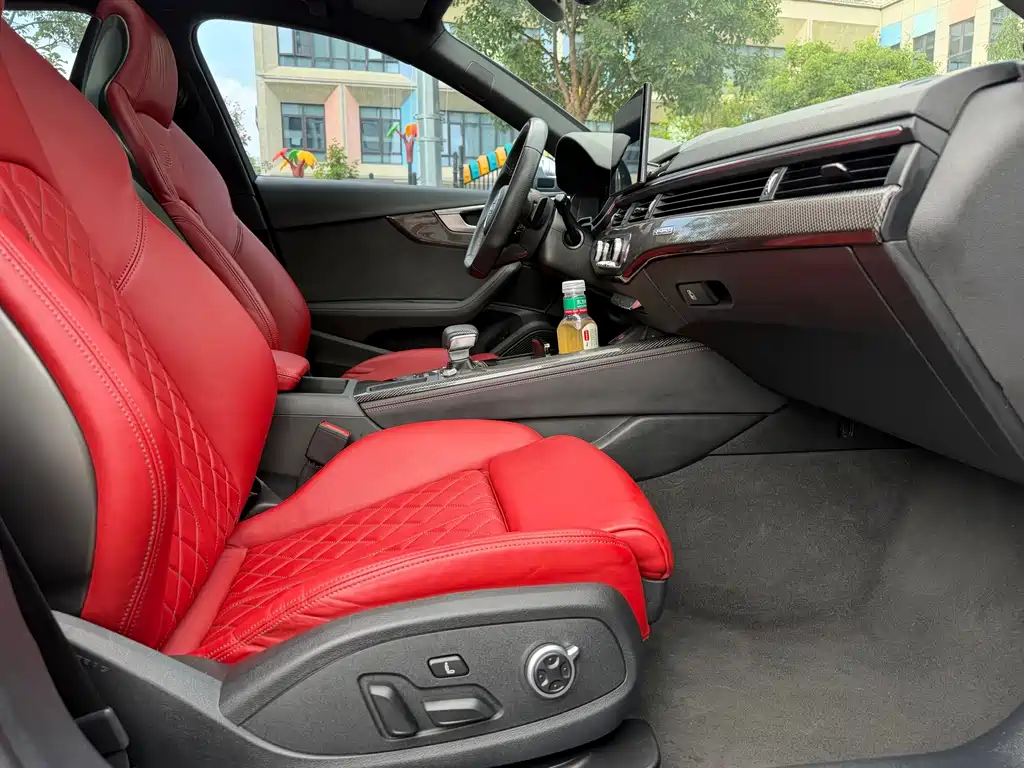 Audi S4 — миниатюра 11