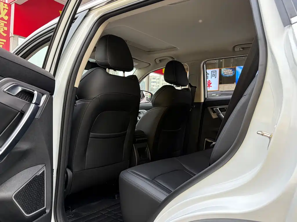 Geely Boyue — миниатюра 6