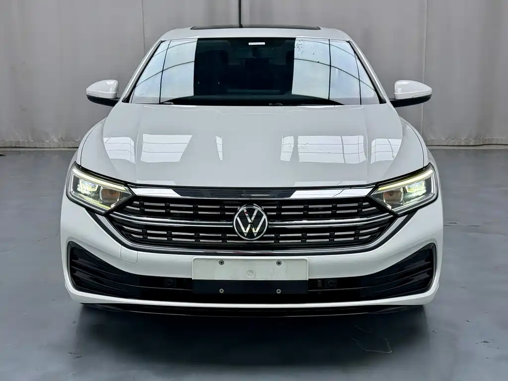 Volkswagen Sagitar — миниатюра 2