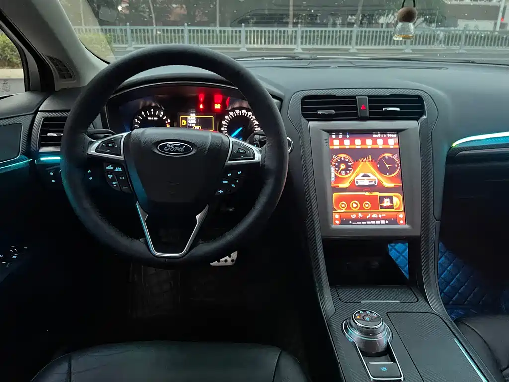 Ford Mondeo — миниатюра 10