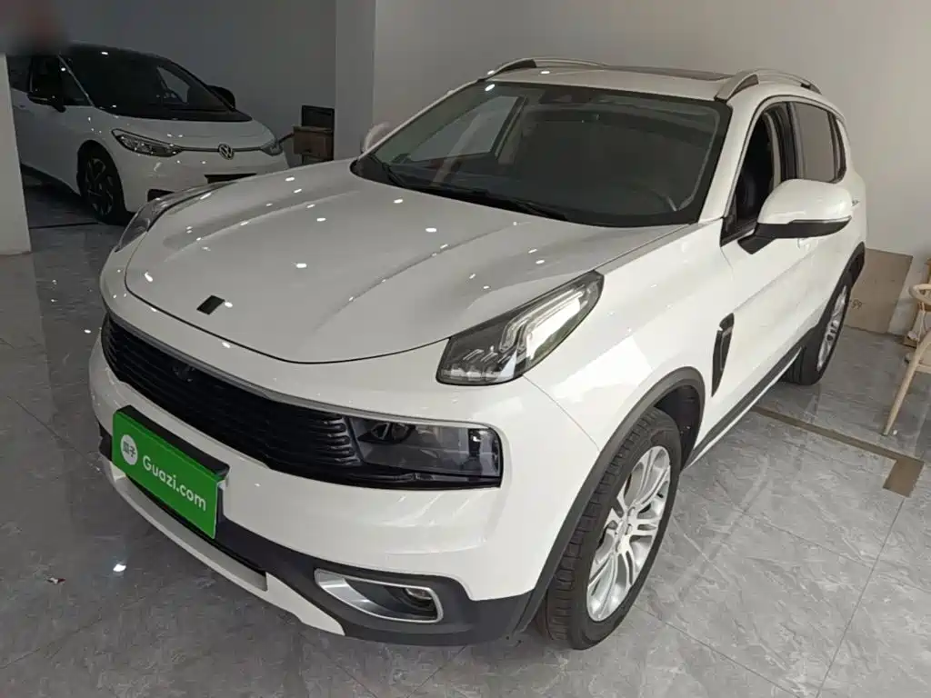 Lynk & Co 01 — миниатюра 2