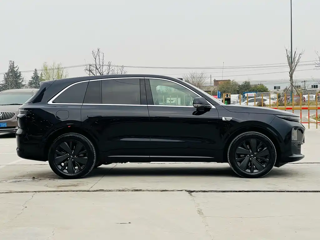 Li Auto IDEAL L6