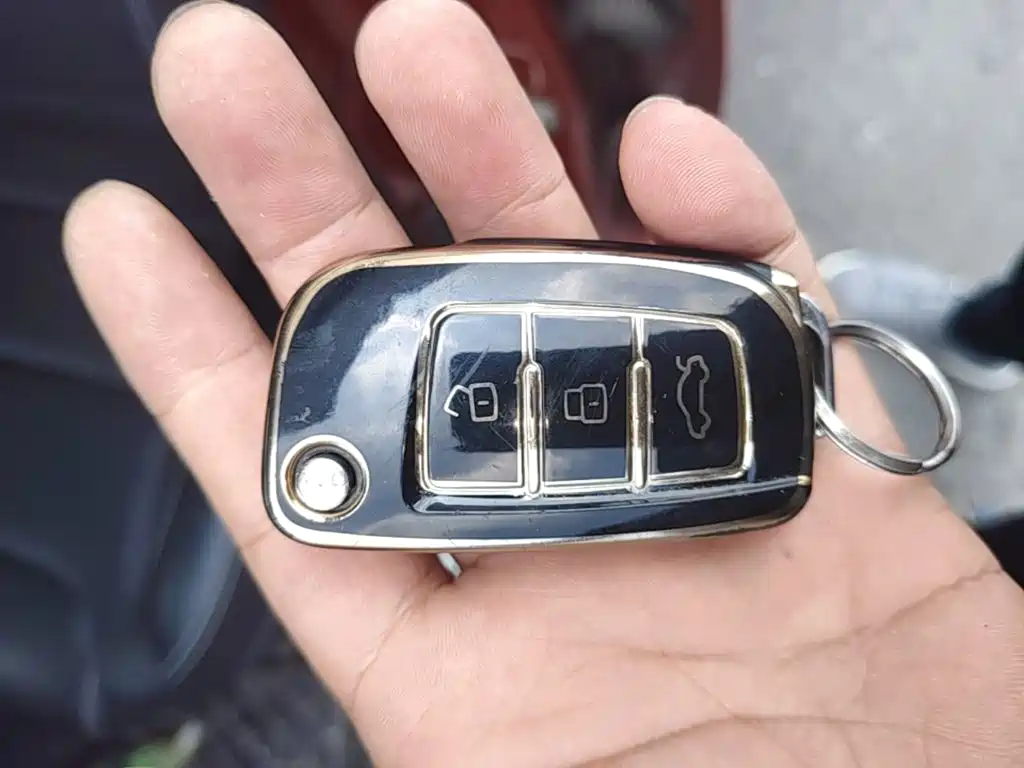 Geely Vision X3 — миниатюра 9