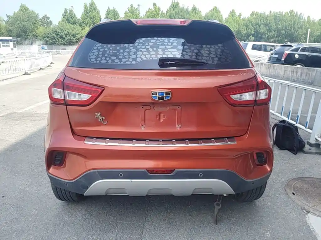 Geely Vision X3 — миниатюра 6
