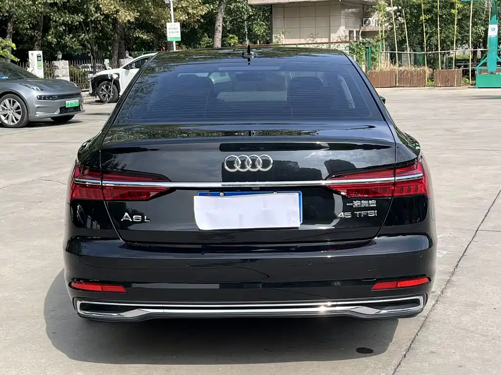 Audi A6L — миниатюра 7