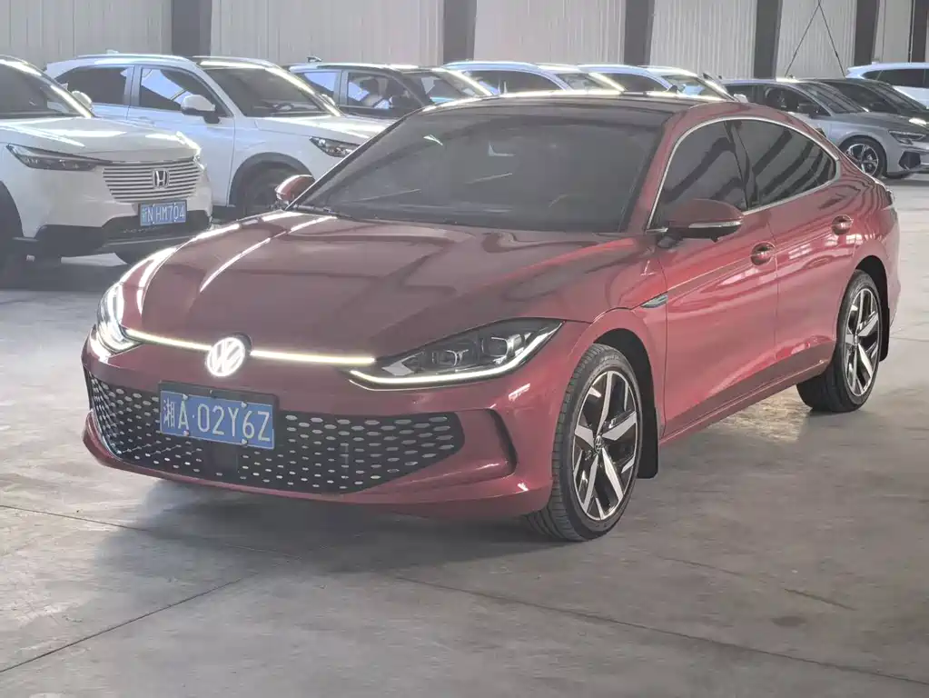 Купить Volkswagen Lamando