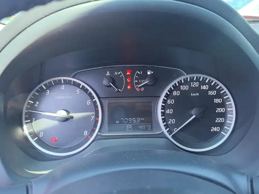 Nissan Sylphy — миниатюра 14