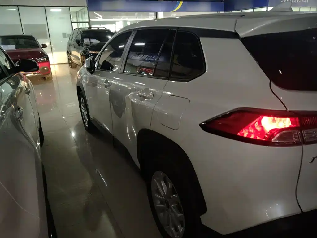 Toyota Frontlander — миниатюра 5