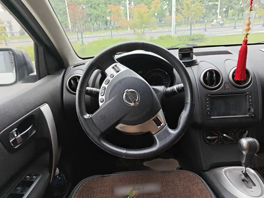 Nissan Qashqai — миниатюра 11