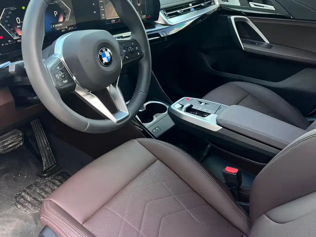 BMW X1 — миниатюра 10
