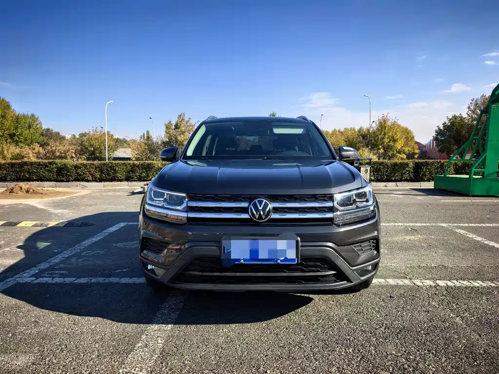 Volkswagen Tharu — миниатюра 2