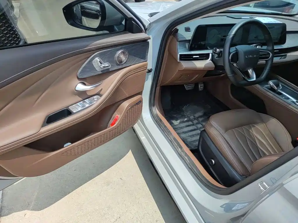 Chery Arrizo 8 — миниатюра 16