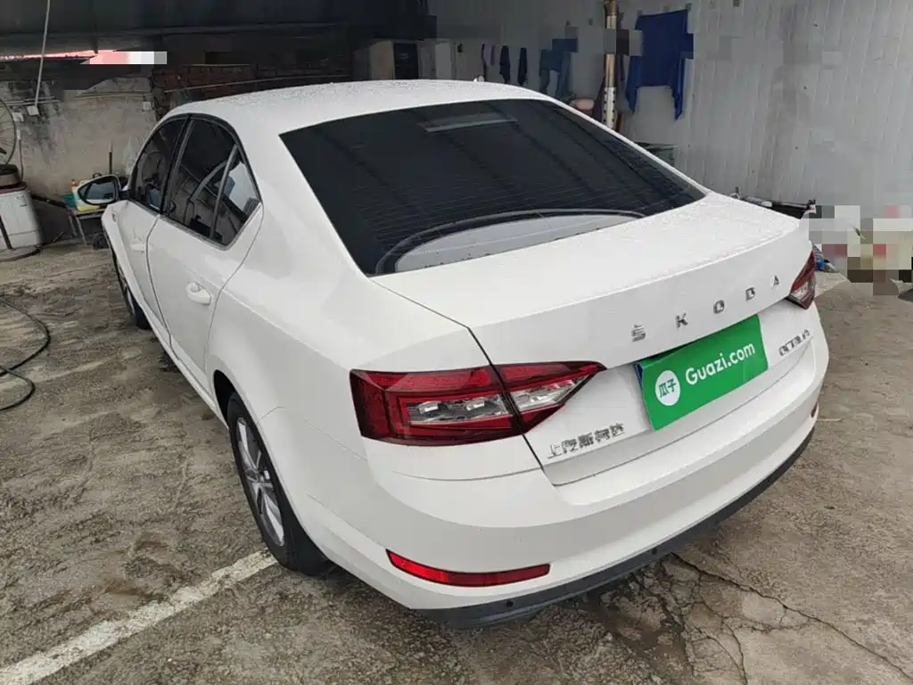 Skoda Octavia — миниатюра 5
