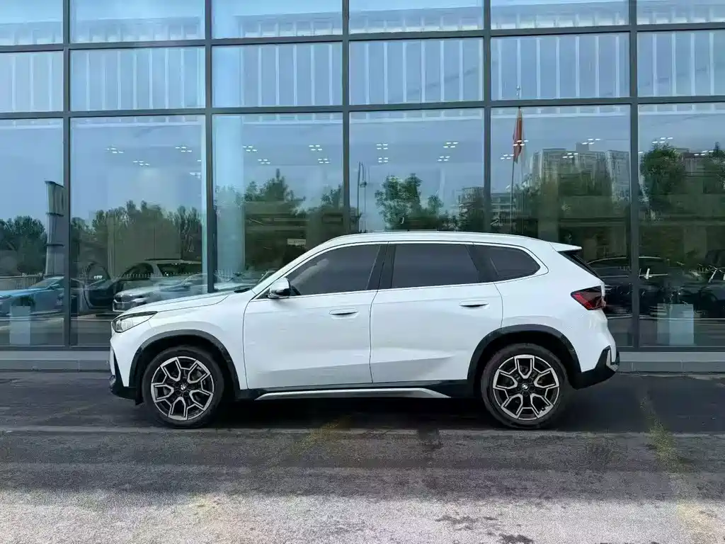 BMW X1 — миниатюра 5