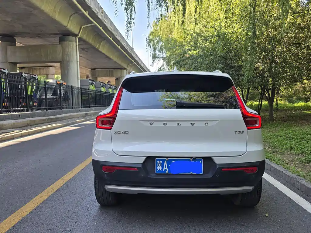 Volvo XC40 2020 T3 Luxury