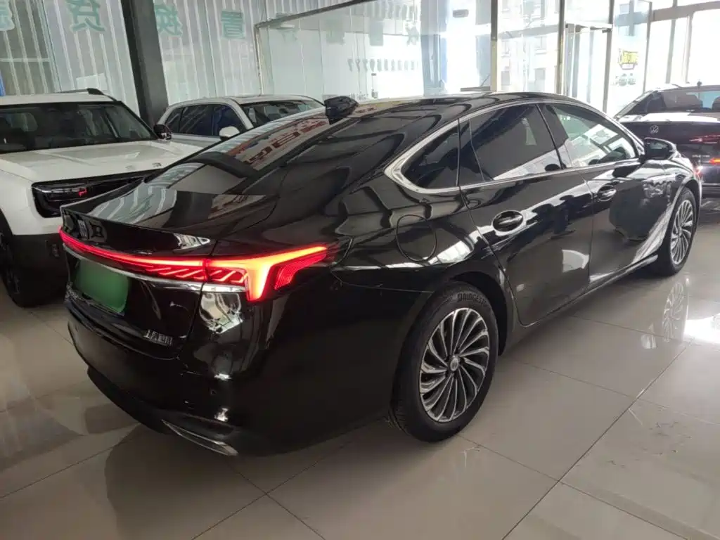Buick LaCrosse — миниатюра 7