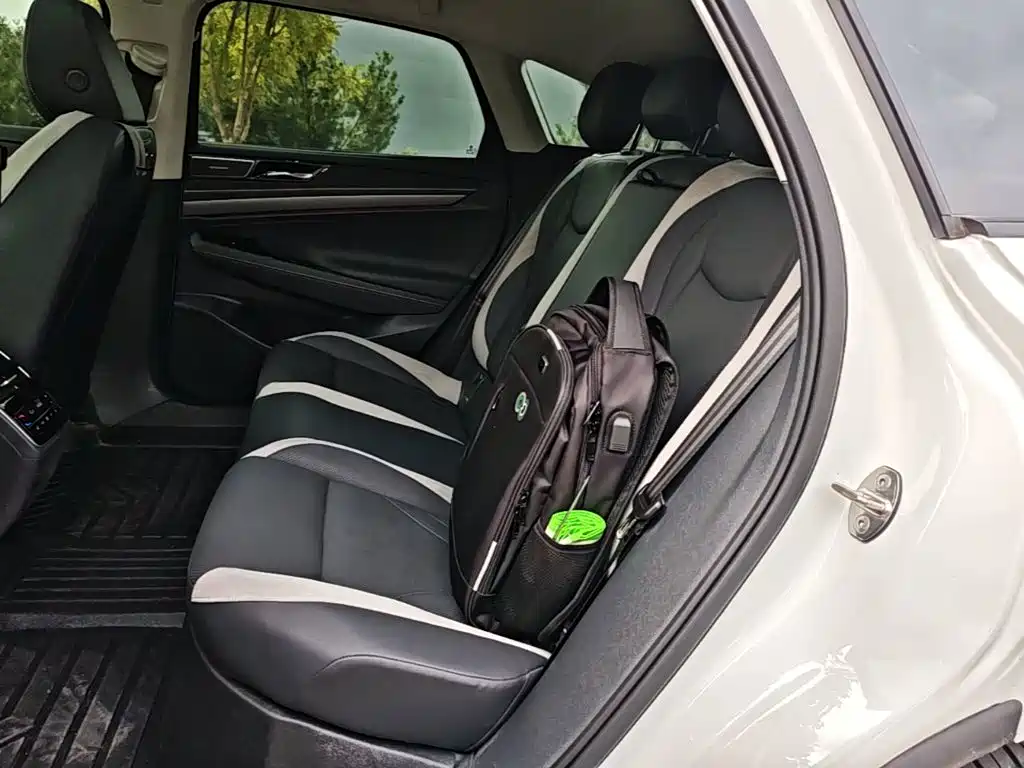 Volkswagen ID.7 VIZZION — миниатюра 17