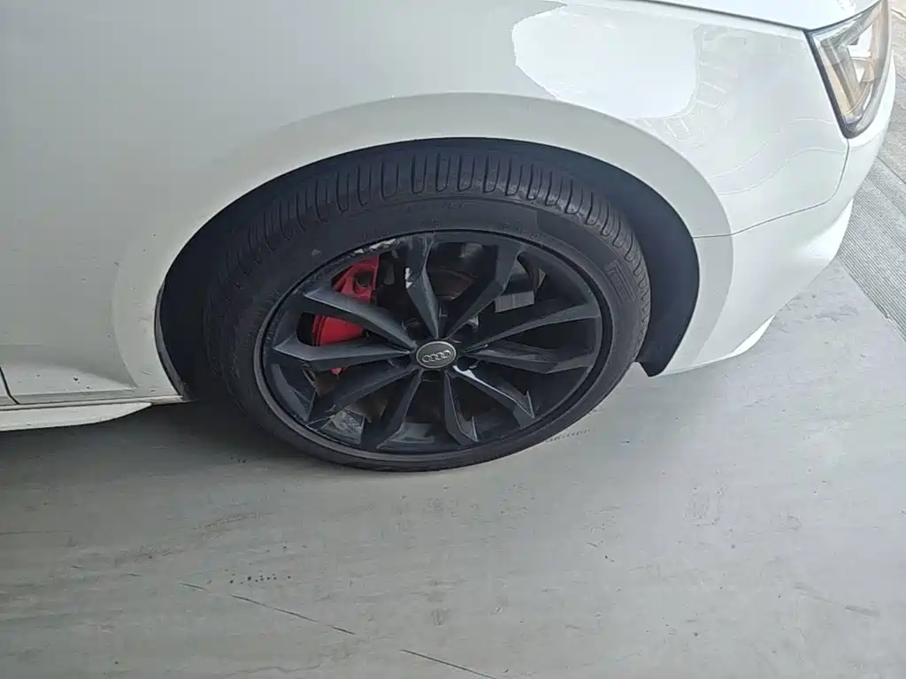 Audi A4L — миниатюра 14