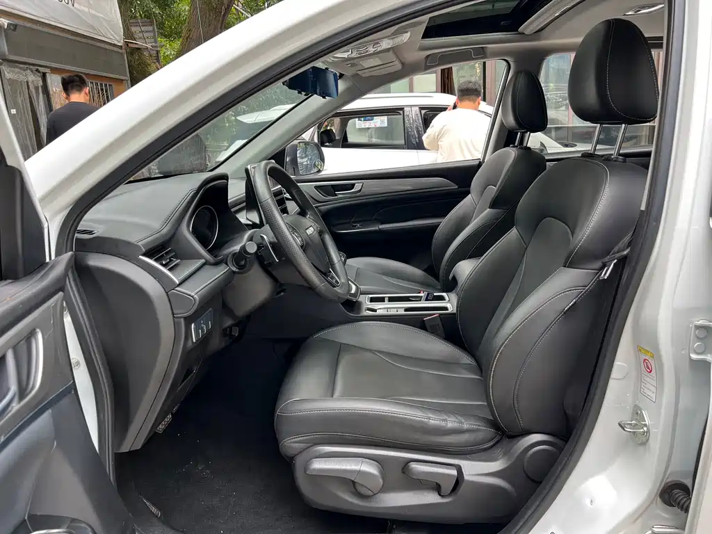 Haval M6 — миниатюра 8