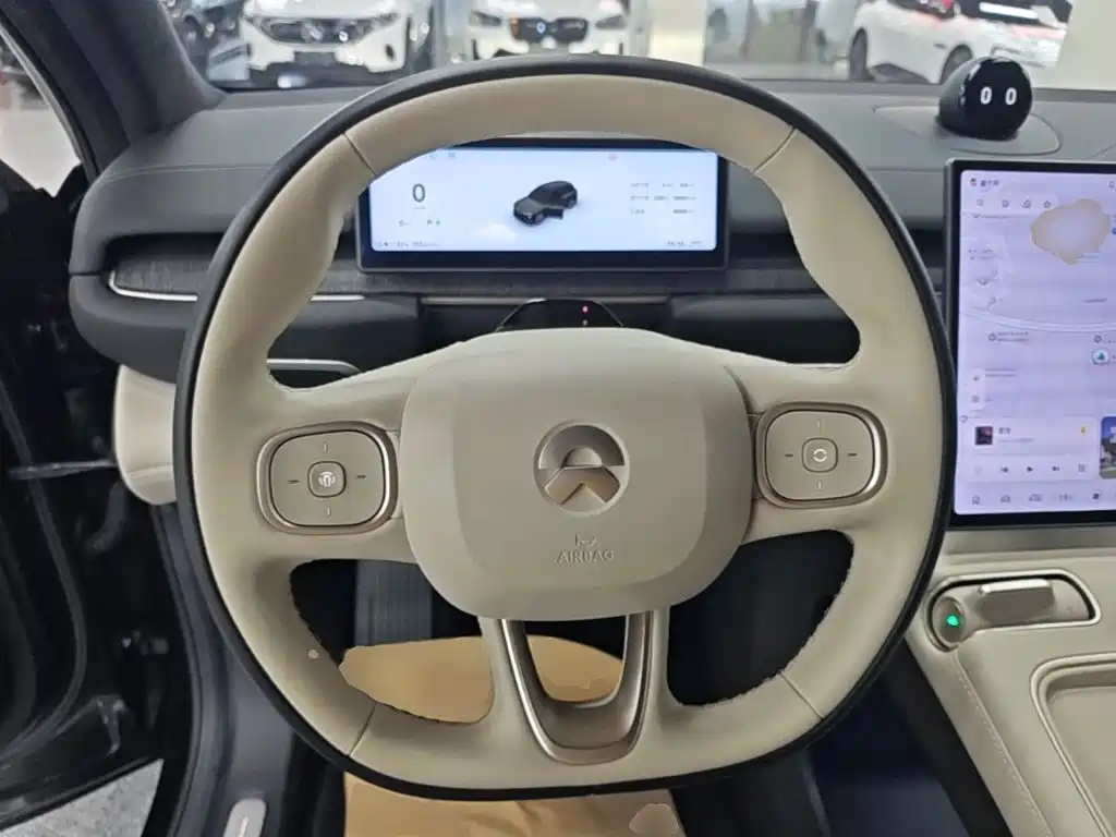 NIO ES6 — миниатюра 11